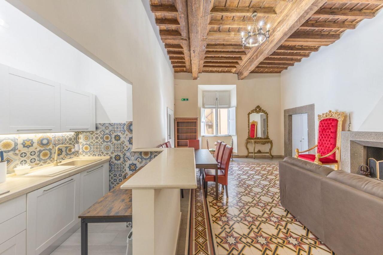 The House Of Thrones Apartment Viterbo Bagian luar foto