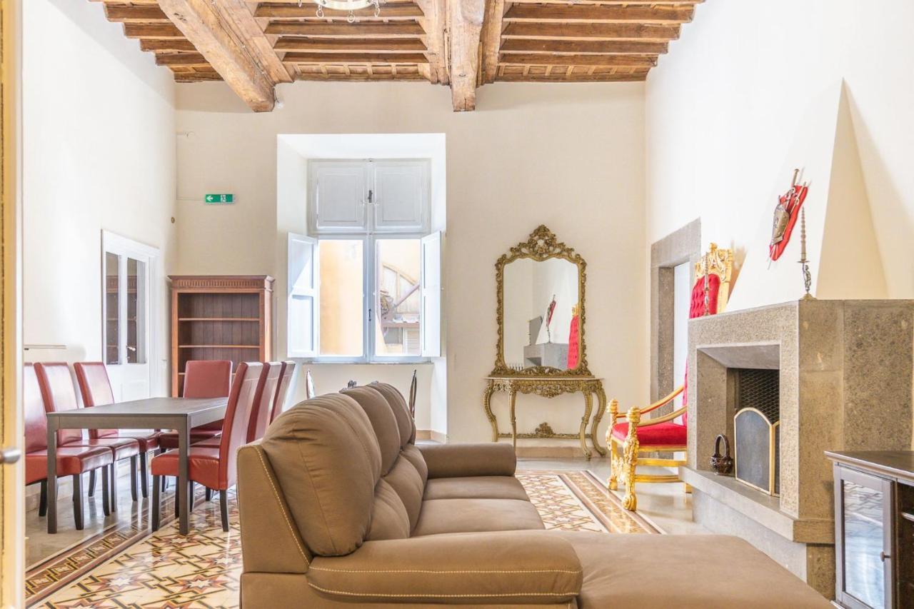 The House Of Thrones Apartment Viterbo Bagian luar foto